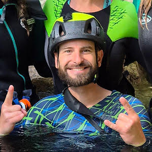 Moniteur Canyoning<br />
